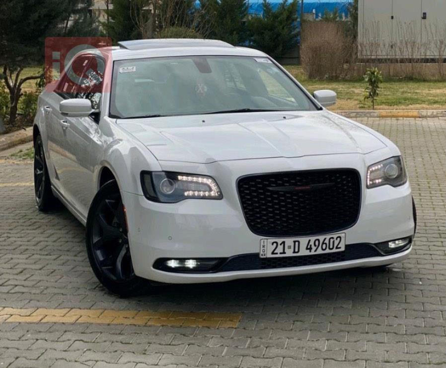 كرايسلر 300